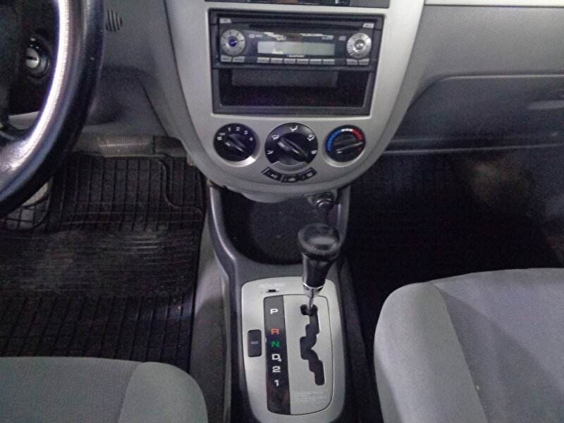 Chevrolet Lacetti Sedan 1.6 16V SX Otomatik Benzin + LPG