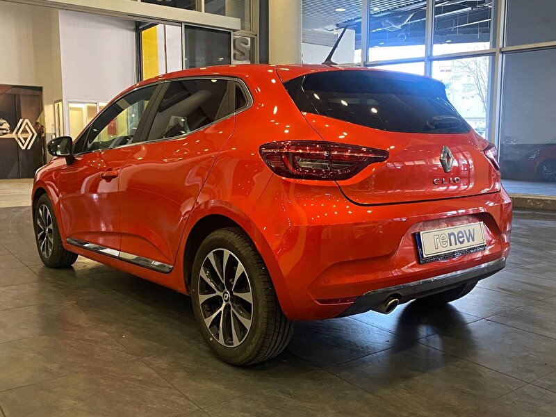 2023 Benzin Otomatik Renault Clio Turuncu KEMAL TEPRET