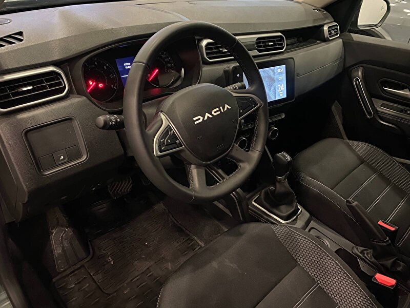 2023 Benzin Otomatik Dacia Duster Siyah KEMAL TEPRET