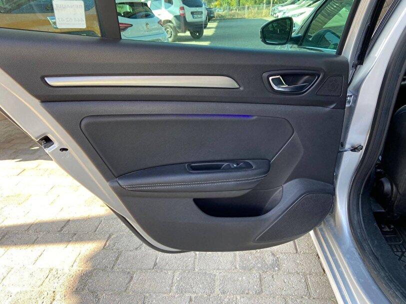 renault, megane, sedan 1.5 dcı ıcon edc, otomatik, dizel 2.el otomobil | renew 12