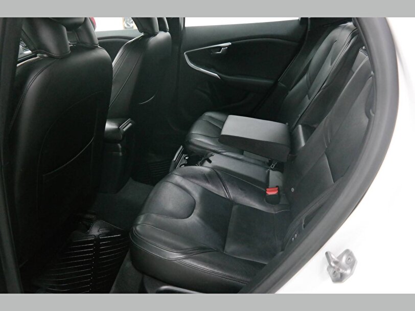 volvo, v40, hatchback 1.6 d d2 premium powershift, otomatik, dizel 2.el otomobil | renew 8
